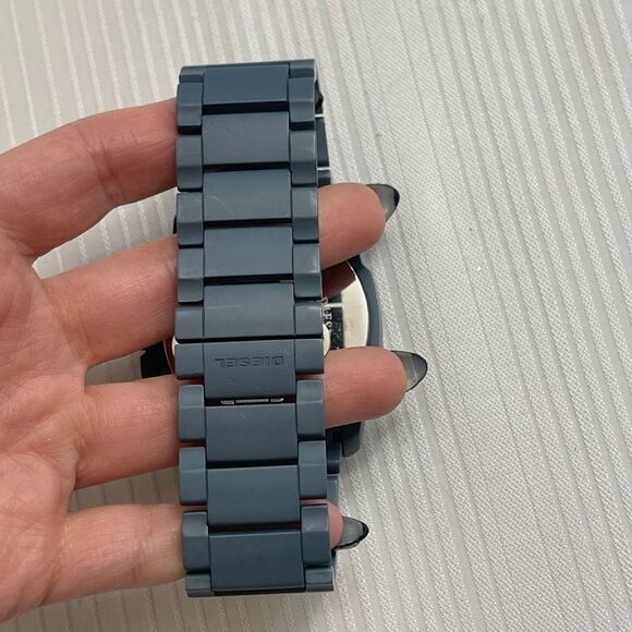 Diesel Men's Blue Gray Ceramic Watch DZ1517 Needs Battery - Picture 5 of 8